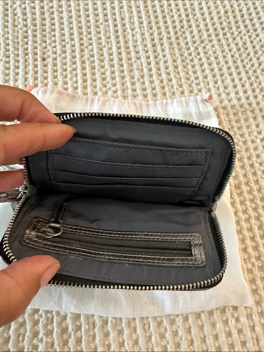 Y2K NWOT, never used.  Coach Poppy Signature Lurex Metallic Wristlet.
